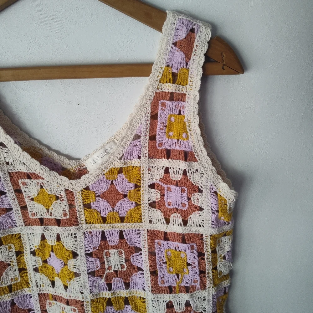 Rebellion Colorful Crochet Women Top Snall - Picture 2 of 9